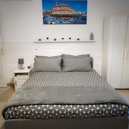 Casa Nuccia Apartment Bari Luaran gambar