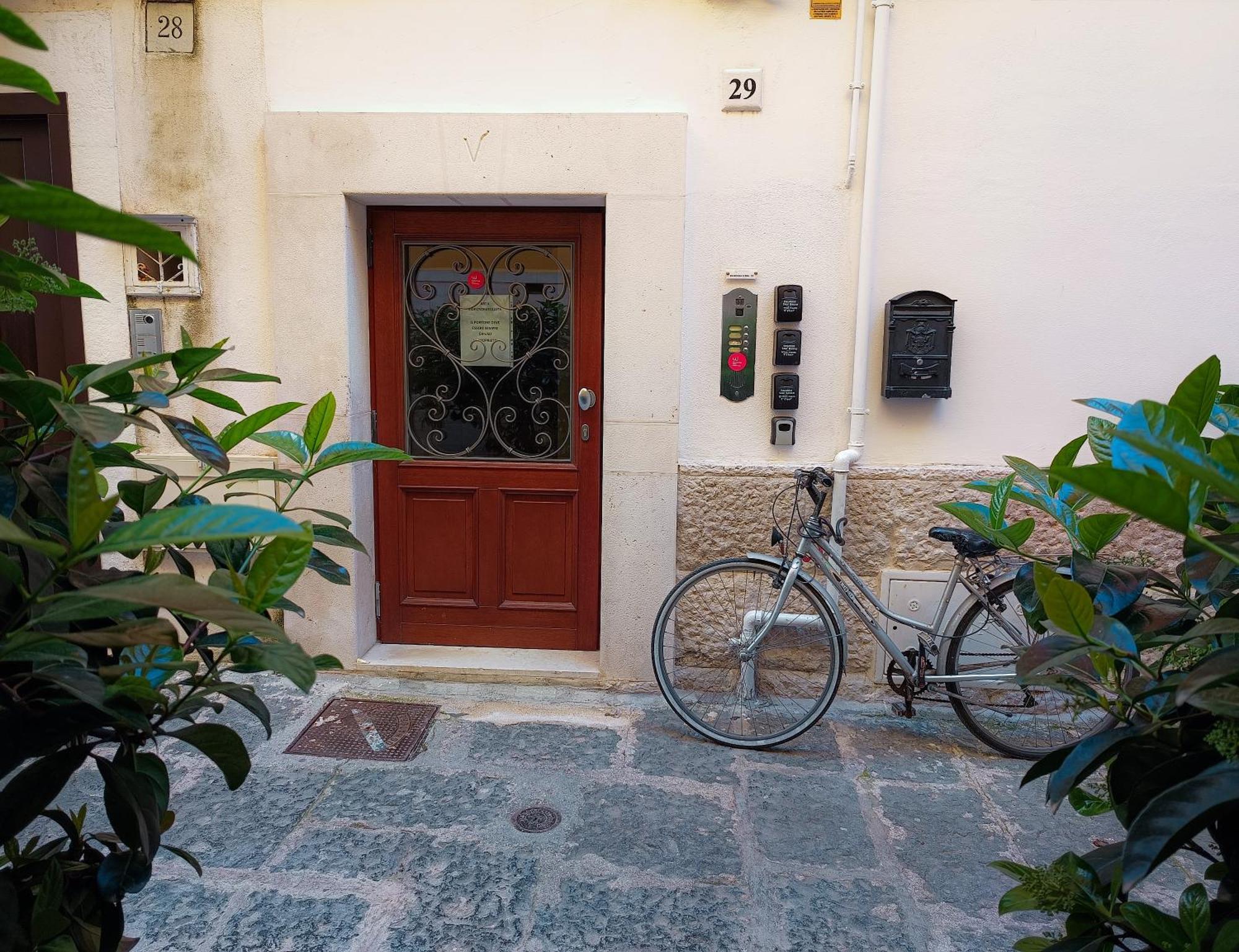 Casa Nuccia Apartment Bari Luaran gambar